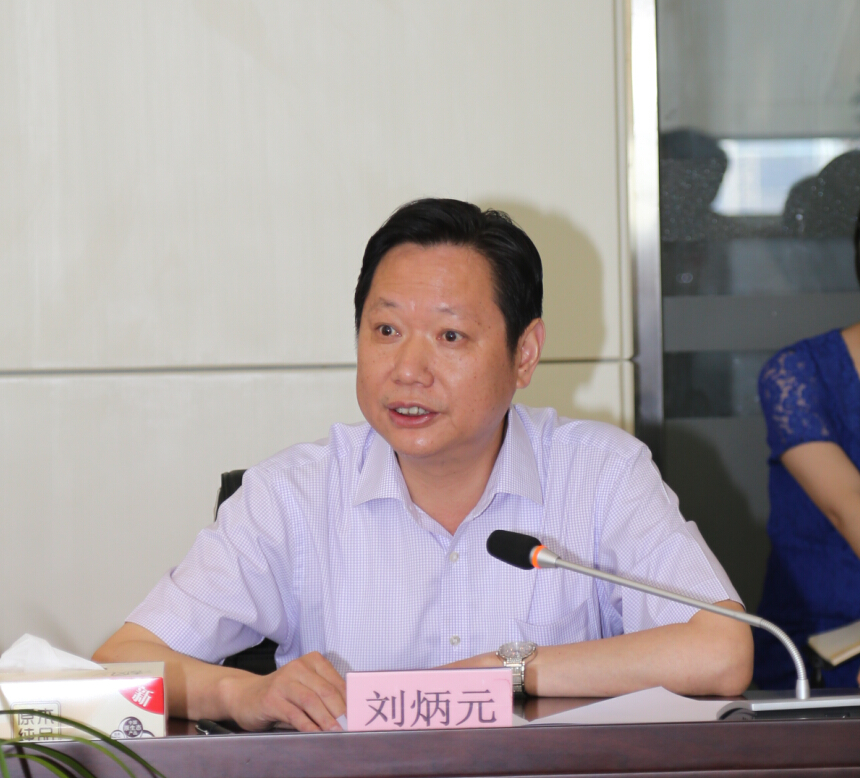 公司老总余_公司老总图片(3)